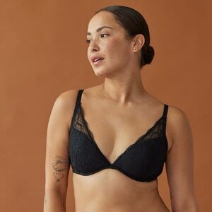 REITMANS - NWT - Elegant Black Lace Bra 36C